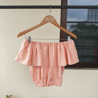 (Category: ) located in . Submitted by rebag_ph (Listing ID 1120105639, Image 1). Description: .