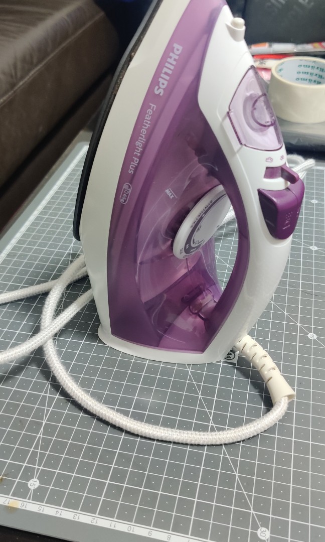 philips iron featherlight plus