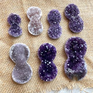 (Category: ) located in . Submitted by dropsof_crystals (Listing ID 1120040309, Image 1). Description: .
