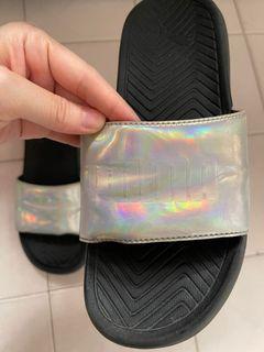 puma hologram slides