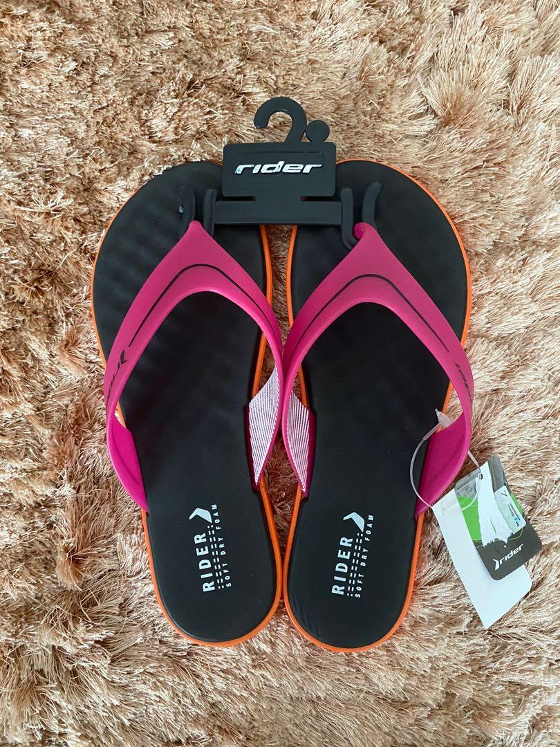 Rider Sandals Black & Pink Relay III Slide - Women | Best Price and Reviews  | Zulily
