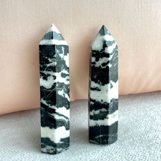 (Category: ) located in . Submitted by dropsof_crystals (Listing ID 1120031399, Image 1). Description: .