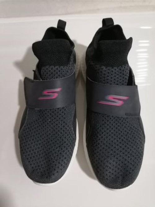Skechers Go Walk Revolution Ultra Women Size 8 U.S. Women s
