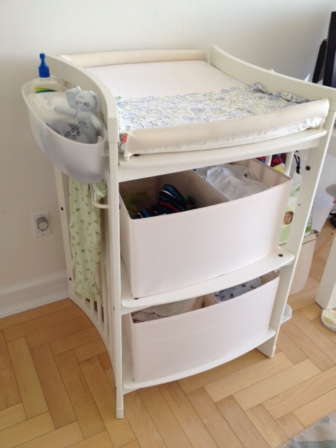 Stokke changing shop table used