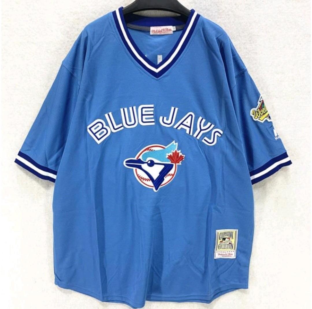 Unisex Oversized MLB Jersey Blue Jays (Category: Tshirts & Polo Shirts ) located in Bacoor. Submitted by p.gon (Listing ID 1120127626, Image 1). Description: Used only once to fit size: L/44 (Bust 122 cm, Length 83 cm) rfs: decluttering/doesn't suit me Accepting payment via GCash only Free shipping if the fee is below PHP 100 Price is still negotiable :).