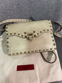 （分類：）位於 。 由 brownwhitebb 提交（商品編號 1120200735，圖片 1）。簡介： 。