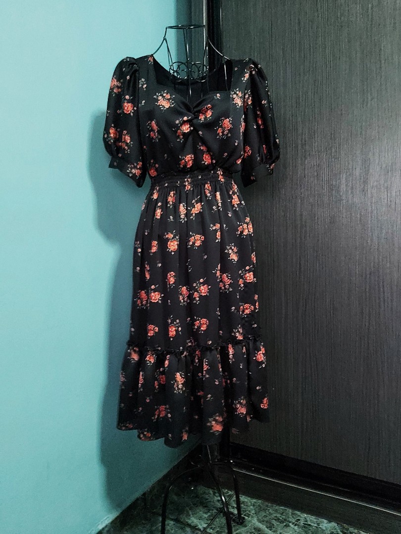 Old rose floral dress