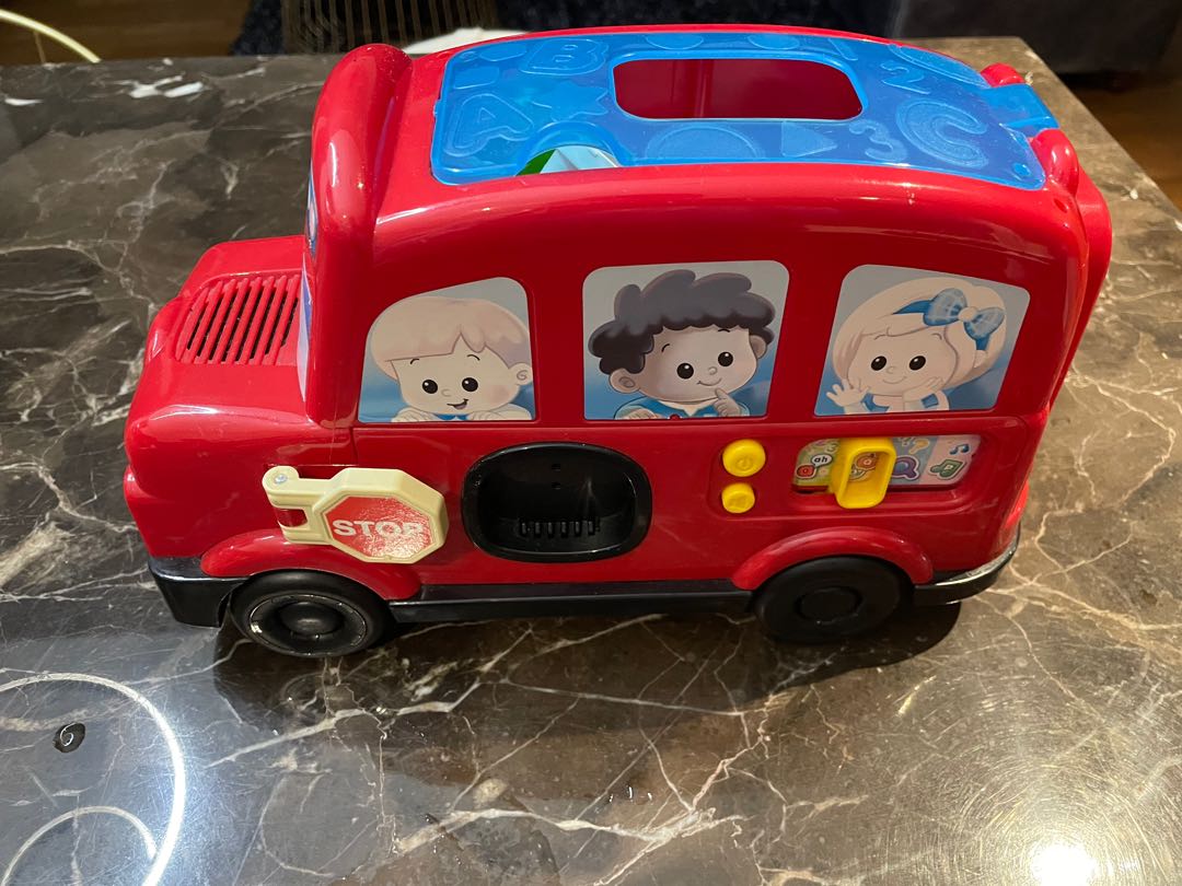Vtech Count & Learn Alphabet Learning Bus 25 Years, Hobbies & Toys