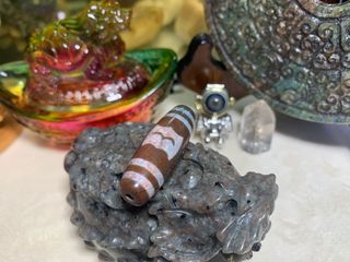 (Category: ) located in . Submitted by blessingsgallery88 (Listing ID 1120115788, Image 1). Description: .