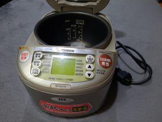 Zojirushi NP-HLH10 Made in Japan 1.0 L 220 volts