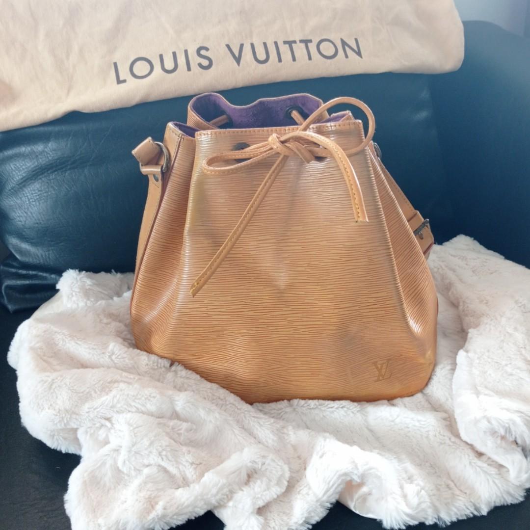 Authentic Louis Vuitton Monogram Noe Bag Lv Gm bucket bag, Luxury, Bags &  Wallets on Carousell