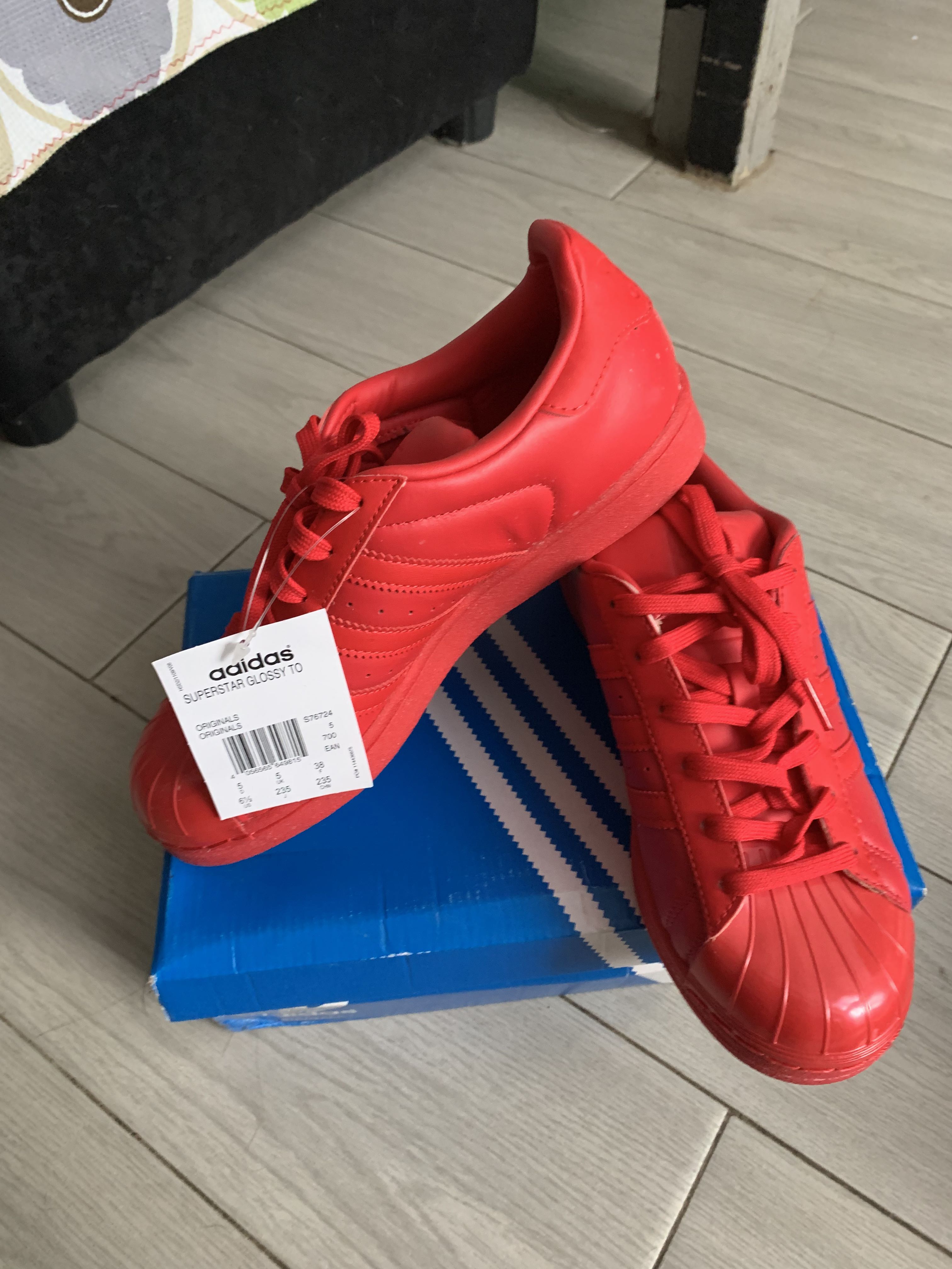 adidas superstar, Women's Fashion, Footwear, Sneakers on Carousell