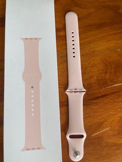 (Category: ) located in . Submitted by adoptmy.clothes (Listing ID 1120236320, Image 1). Description: .