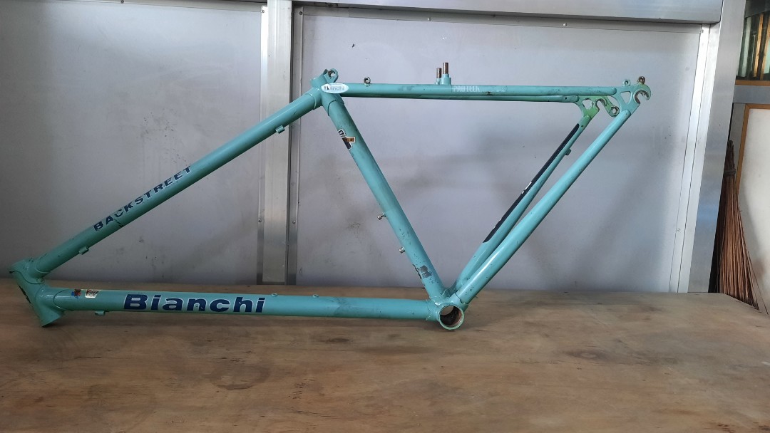 Bianchi Backstreet 700c Frame, Sports Equipment, Bicycles & Parts