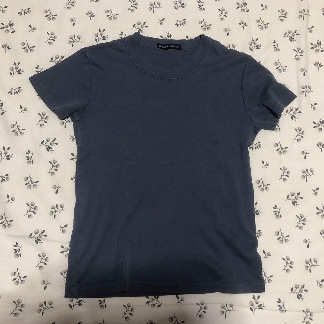 Brandy Melville Navy Blue ribbed basic Top, Women's Fashion, Tops, Shirts  on Carousell