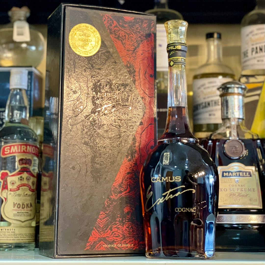 camus-cognac-extra-1980.jpg