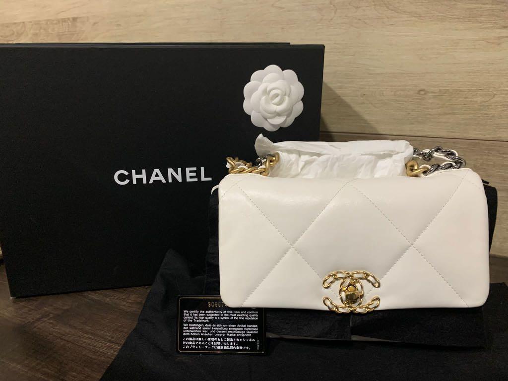 Chanel 19 White Small (LAMBSKIN), Women's Fashion, Bags & Wallets,  Cross-body Bags on Carousell