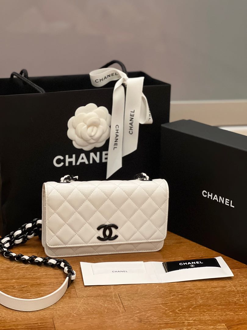 Chanel My Everything Wallet On Chain, Luxury, Bags & Wallets on Carousell