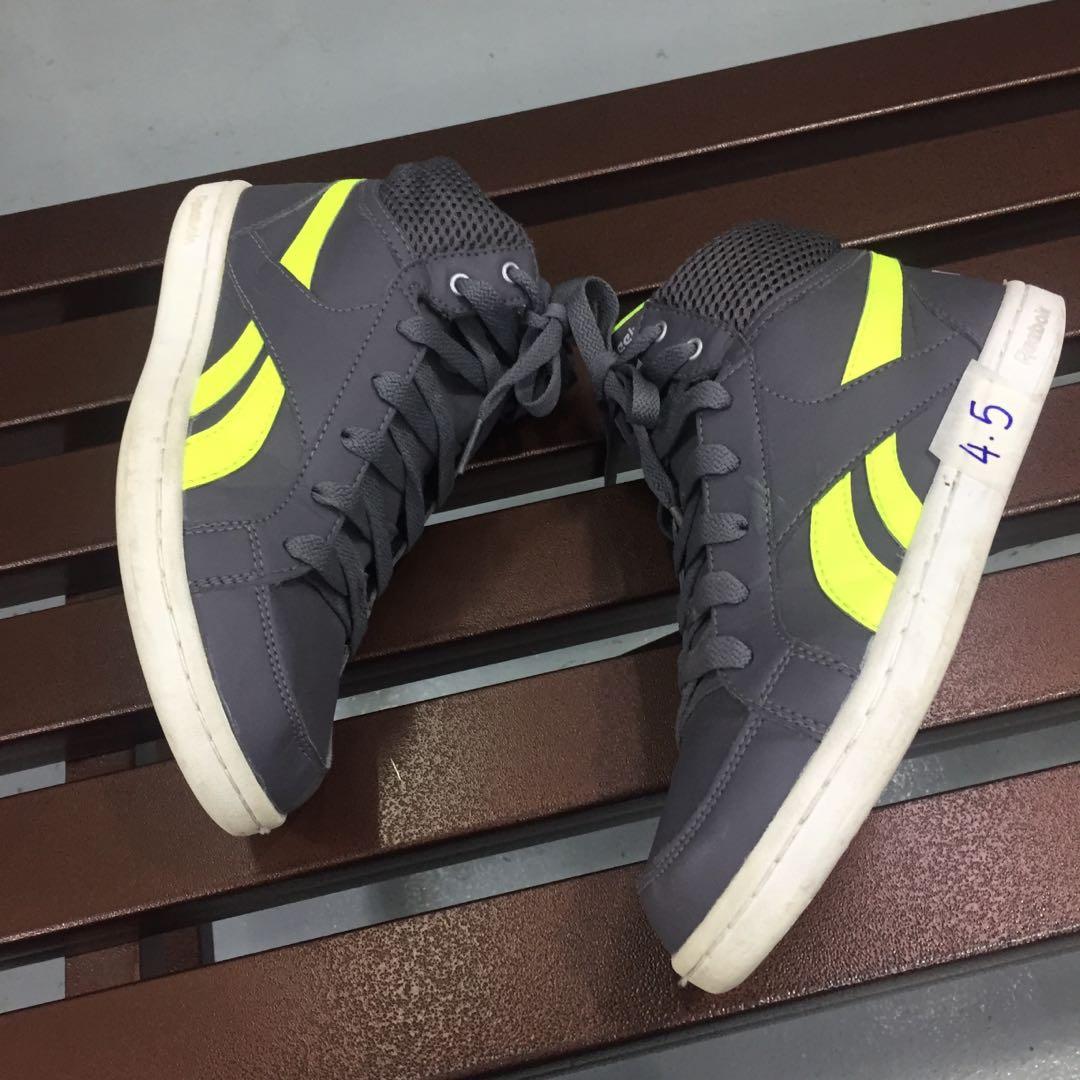 CLEARANCE REEBOK 4.5 UK 23.5 CM
