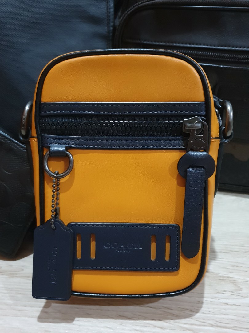 COACH TERRAIN CROSSBODY IN COLORBLOCK