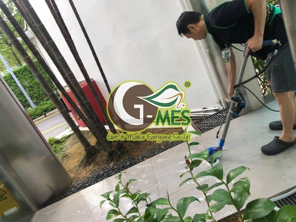 APPLICATOR / INSTALLER, Jobs, Transport & Delivery on Carousell