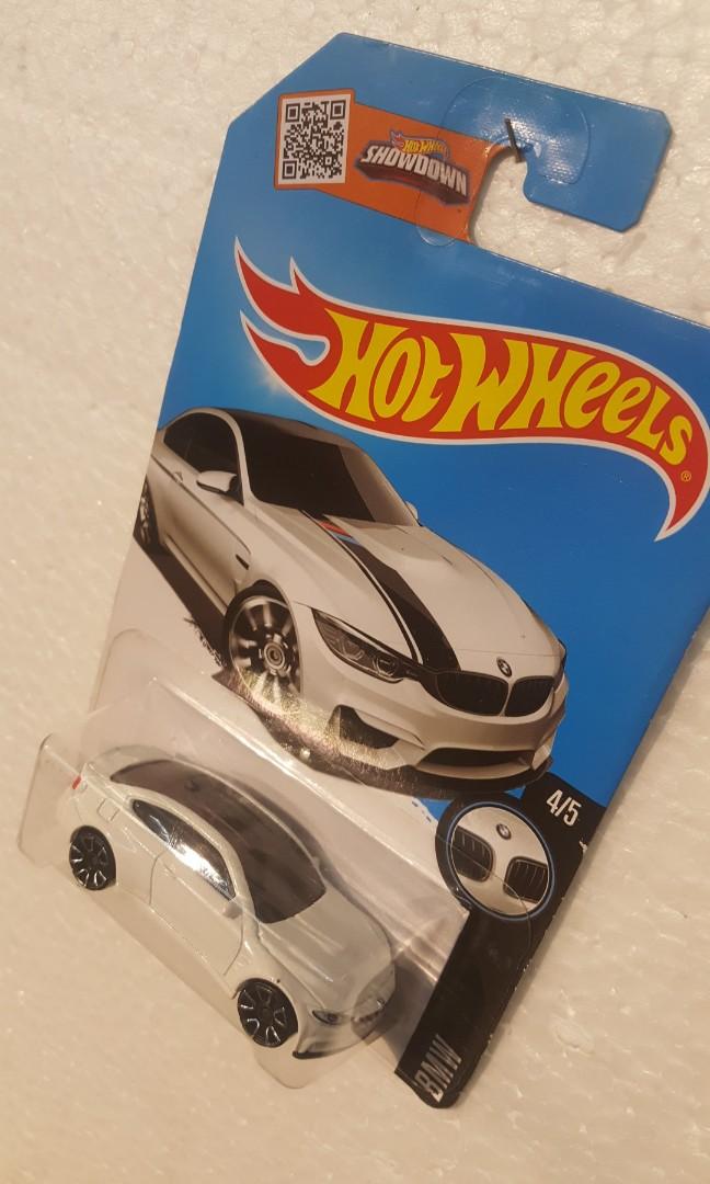 Hot Wheels BMW M4 ホワイト 4/5 Hot Wheels BMW M4 White Toy Car
