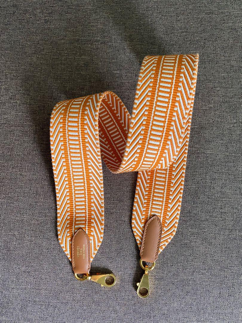 99% NEW HERMES Sangle Cavale 25 mm bag strap, Luxury, Accessories on  Carousell