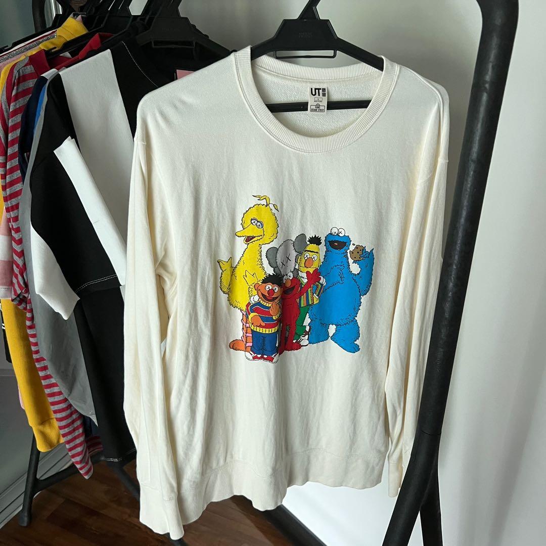 kaws x uniqlo sweater