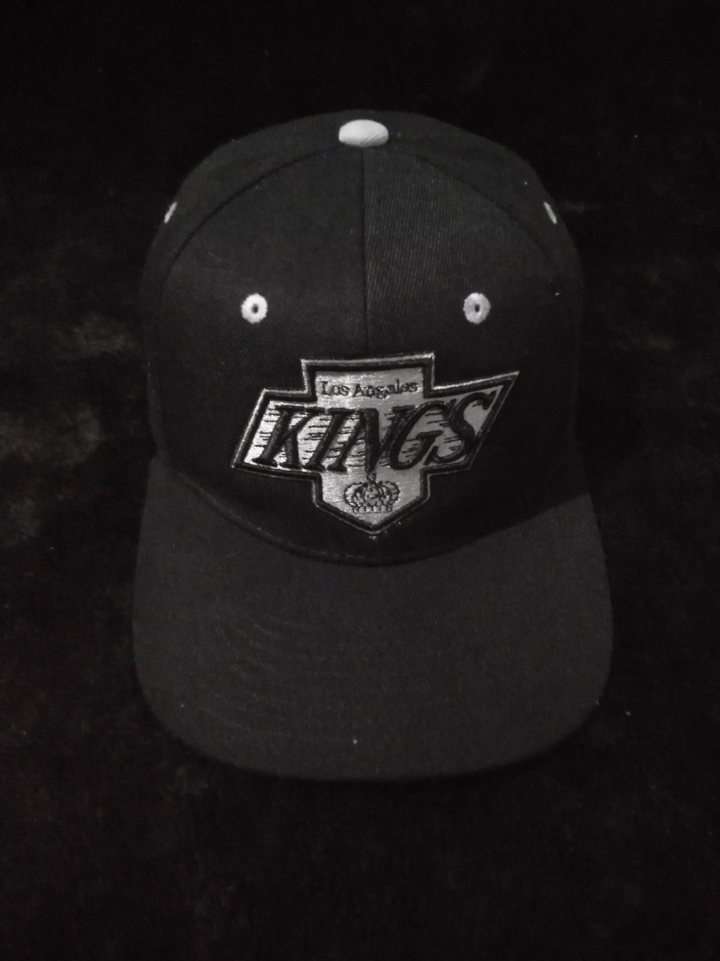 Zephyr Mens Boss Snapback Hat Adjustable Black/Grey