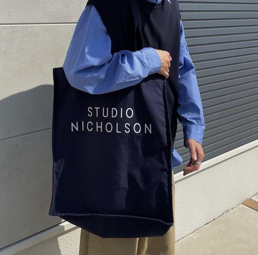 Like new | STUDIO NICHOLSON the large tote dark navy, 女裝, 手袋及