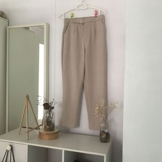 (Category: ) located in . Submitted by sliceofclothes (Listing ID 1120382186, Image 1). Description: .