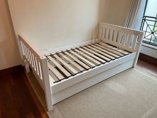 (Category: ) located in . Submitted by cecmed (Listing ID 1120233518, Image 1). Description: .