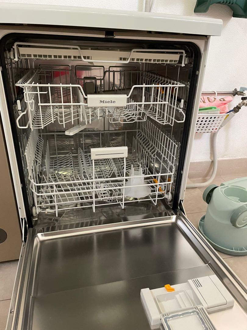 Second hand miele best sale dishwasher