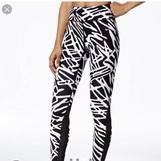 nike zebra leggings