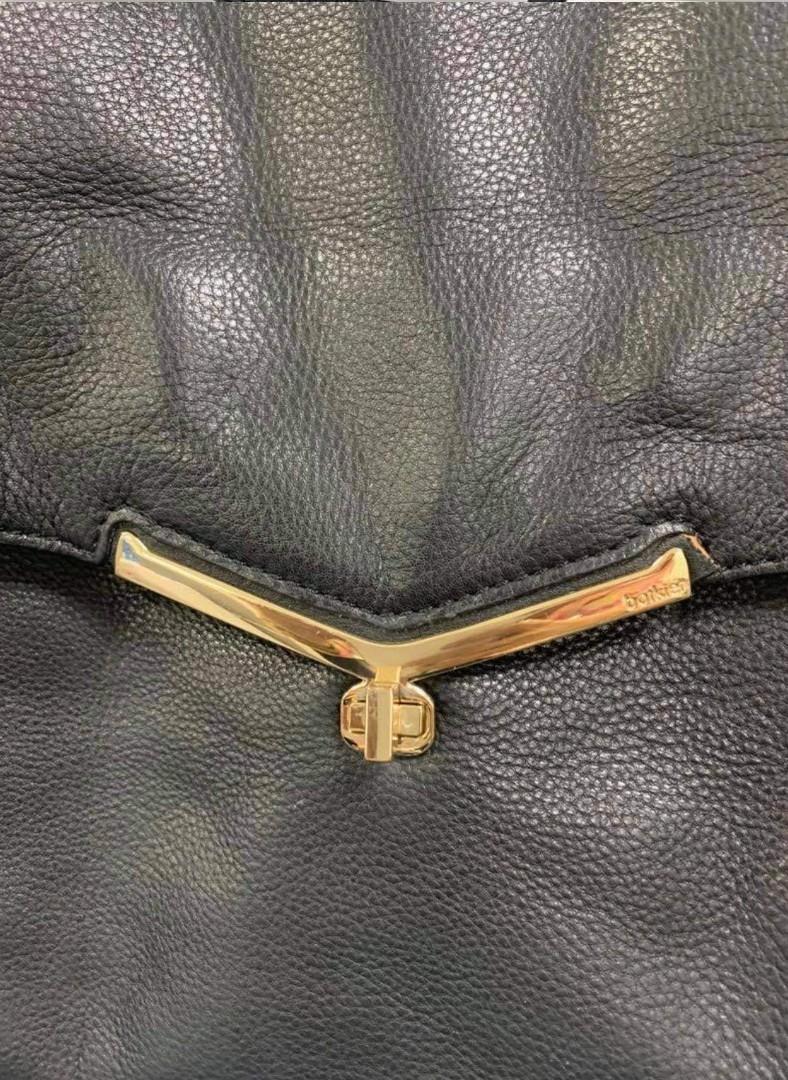 Preloved Botkier (korea source) (Category: Luxury Bags & Wallets) located in Imus. Submitted by twicebutnice.cv (Listing ID 1120399632, Image 3). Description: .