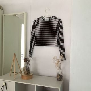 (Category: ) located in . Submitted by sliceofclothes (Listing ID 1120335897, Image 1). Description: .