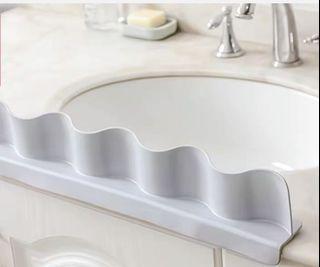 Silicon water barrier/ stopper for sink