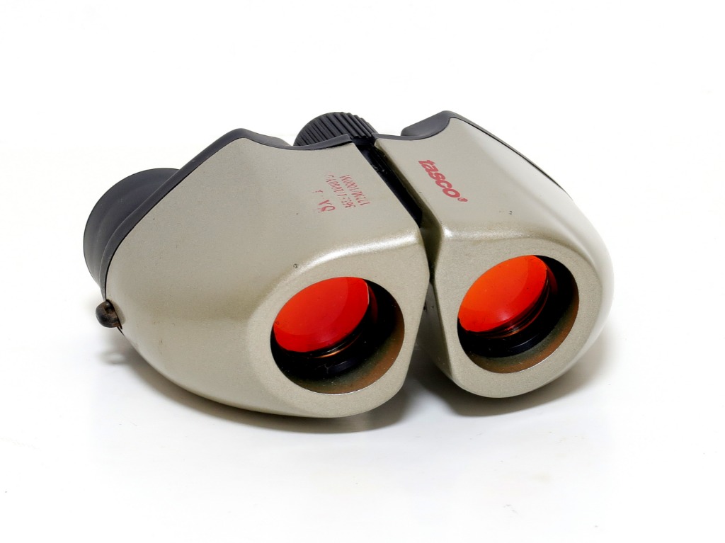 Tasco 8x21 Compact Binoculars Sports Equipment Hiking Camping