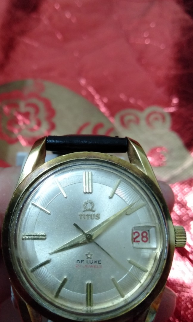 Vintage Titus Deluxe 21 Jewels Men s Fashion Watches