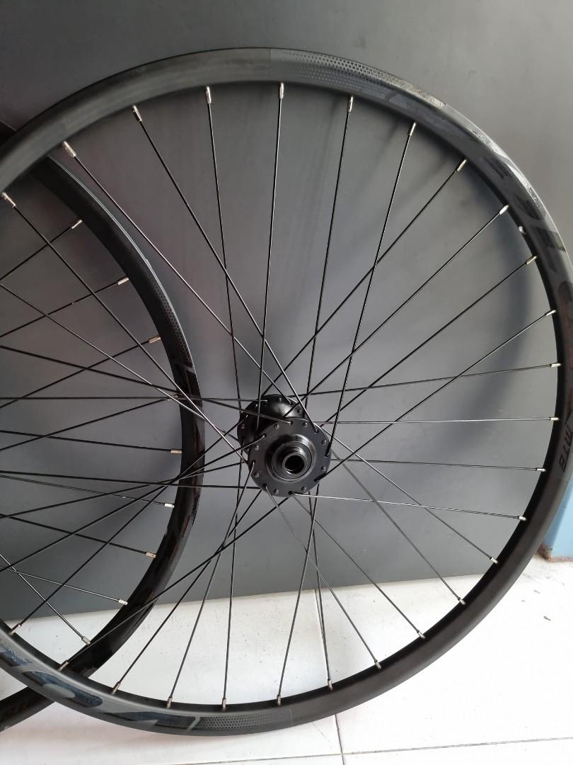 Volck full suspension wheelset 27.5 inch, Sports Equipment, Bicycles