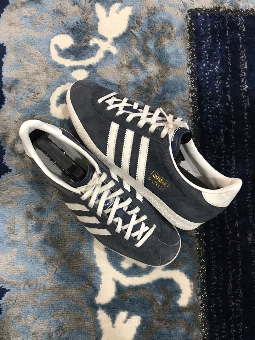 Adidas gazelle old top style