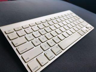 Apple Wireless Keyboard