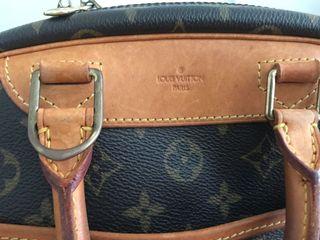 Authentic Louis Vuitton Deauville Bag