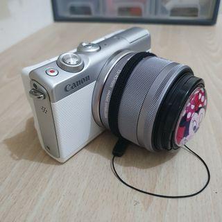 Canon EOS M100 + 15-45mm Kit Lens