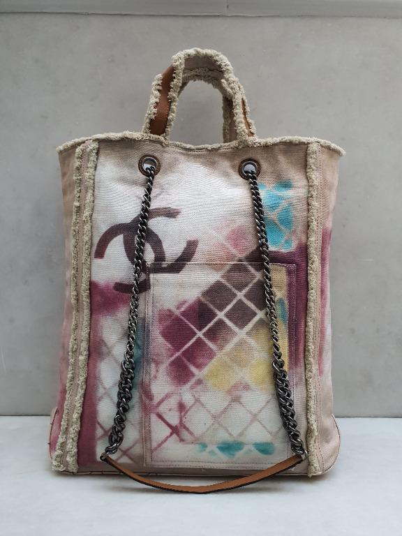 Graffiti cloth tote