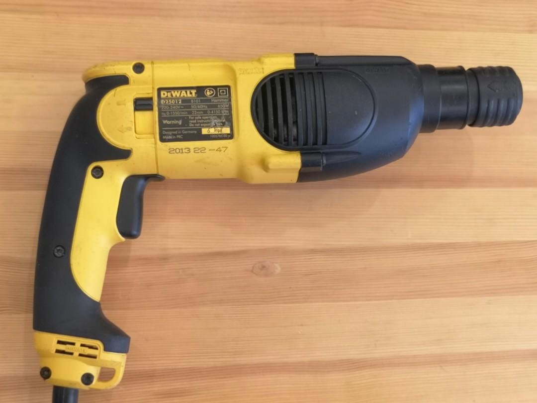 DeWalt SDS Rotary Hammer Drill (Category: Construction Tools & Equipment) located in Talisay. Submitted by kim_rey (Listing ID 1120597705, Image 2). Description: Slightly used..