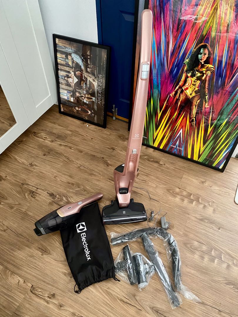 Electrolux 2in1 Ergorapido PowerPro ZB3414AK, soft pink, TV & Home Appliances, Vacuum Cleaner