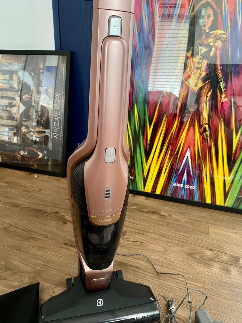 Electrolux 2in1 Ergorapido PowerPro ZB3414AK, soft pink, TV & Home