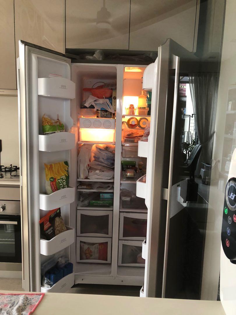 Moving Out Sale! Electrolux Side By Side ESE5608TARMY Freezer Fridge