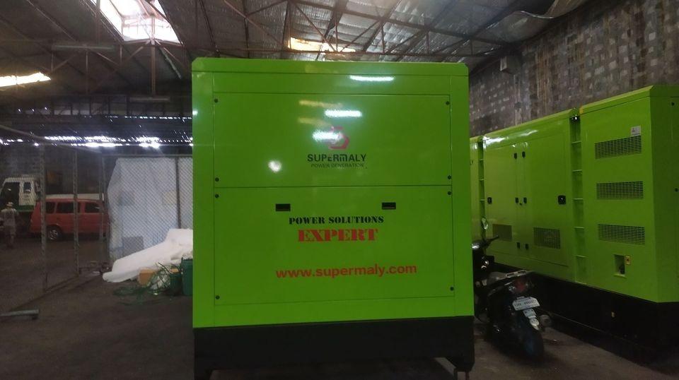 FOR SALE CUMMINS AND ISUZU ENGINE GENSET!!!!, Commercial & Industrial